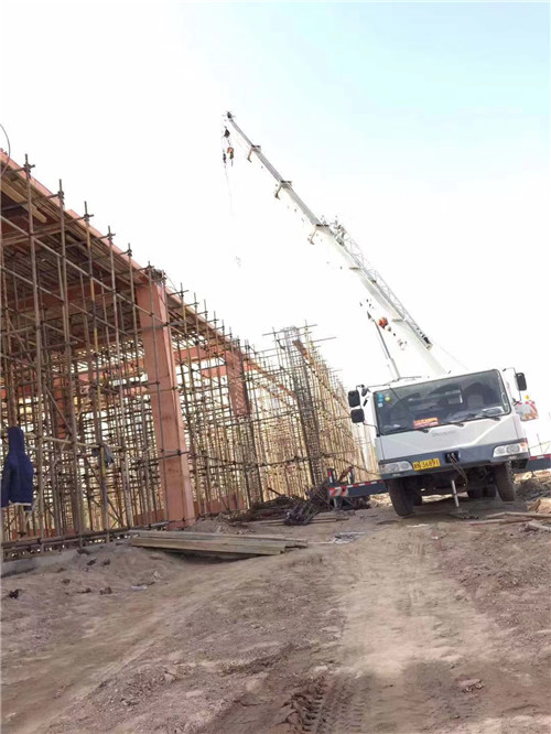 卫辉市吊车作业的安全注意事项有哪些？